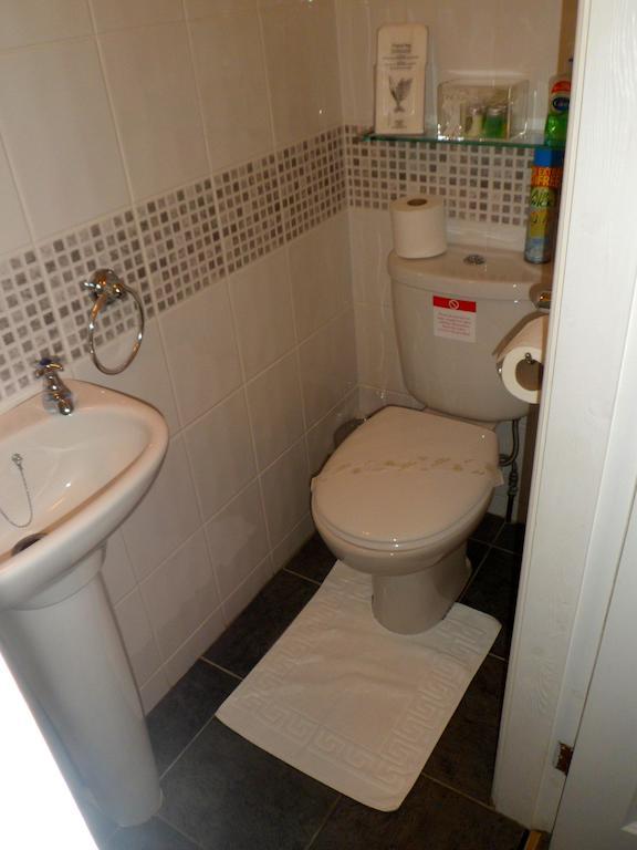 Cornerbrook Guest House Kingston upon Hull Room photo